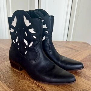 Lucky Brand Herzie Cowboy Boot in Black Leather with Heel and White Panel Size 9